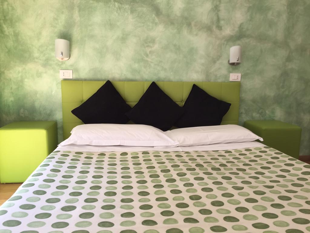 Kerry Blu B&B Bari Zimmer foto